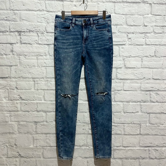 American Eagle Outfitters Denim - American Eagle distressed jeggings